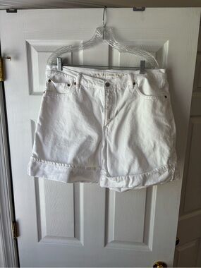American Eagle Outfitters White Rolled-Hem Cuffed Denim Shorts 16